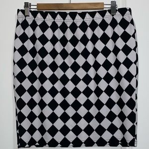 Shein Checkered Skirt White & Black size 2XL